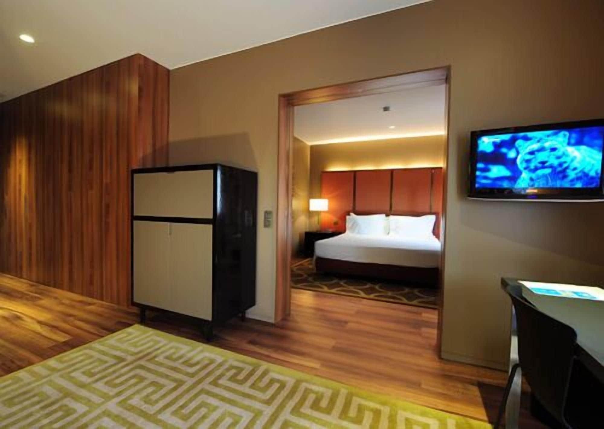 Hotel De Guimaraes Business & Spa Luaran gambar
