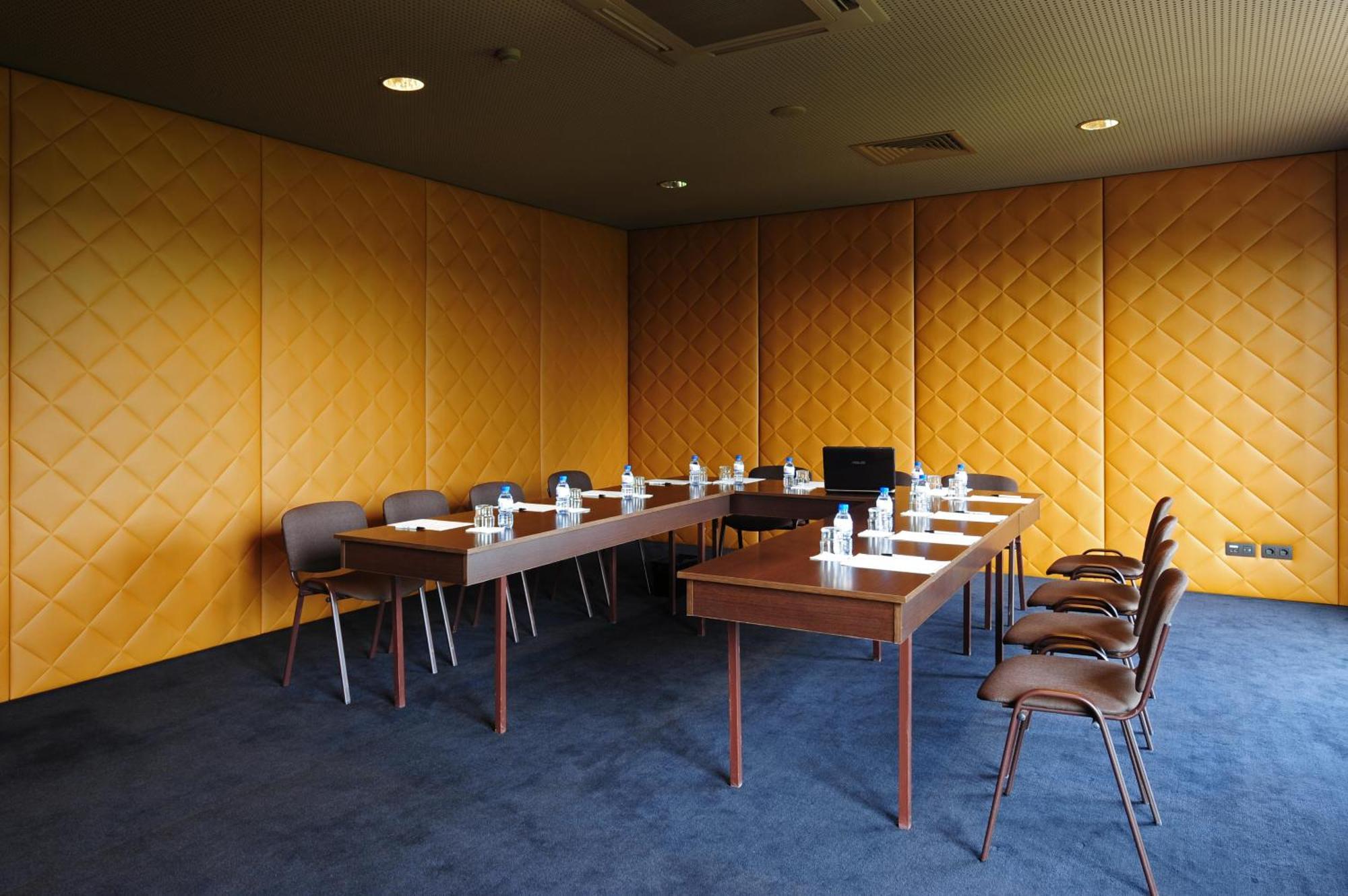 Hotel De Guimaraes Business & Spa Luaran gambar