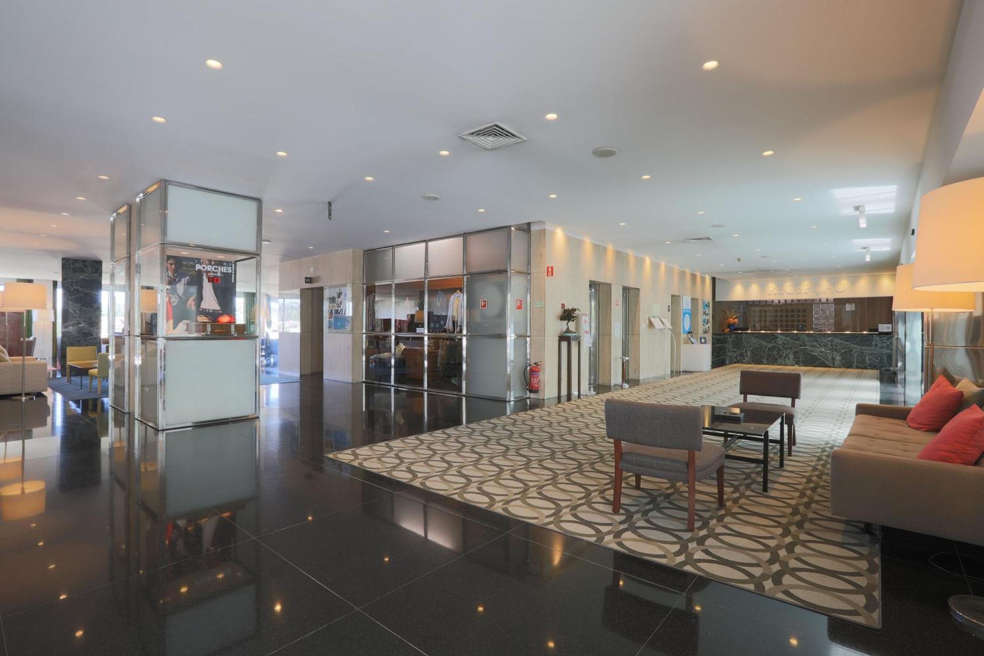Hotel De Guimaraes Business & Spa Luaran gambar